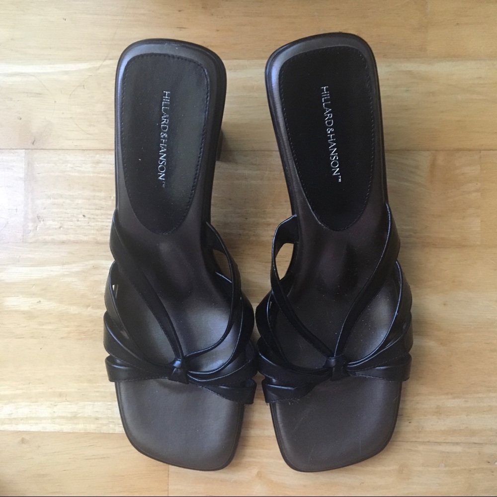 🧿#1 Black slip-on square toed sandals